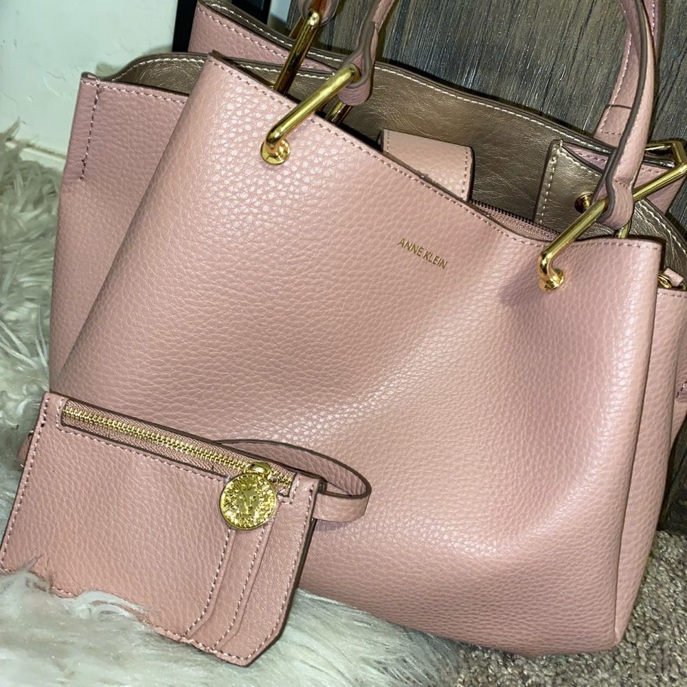 ANNE KLEIN PURSE